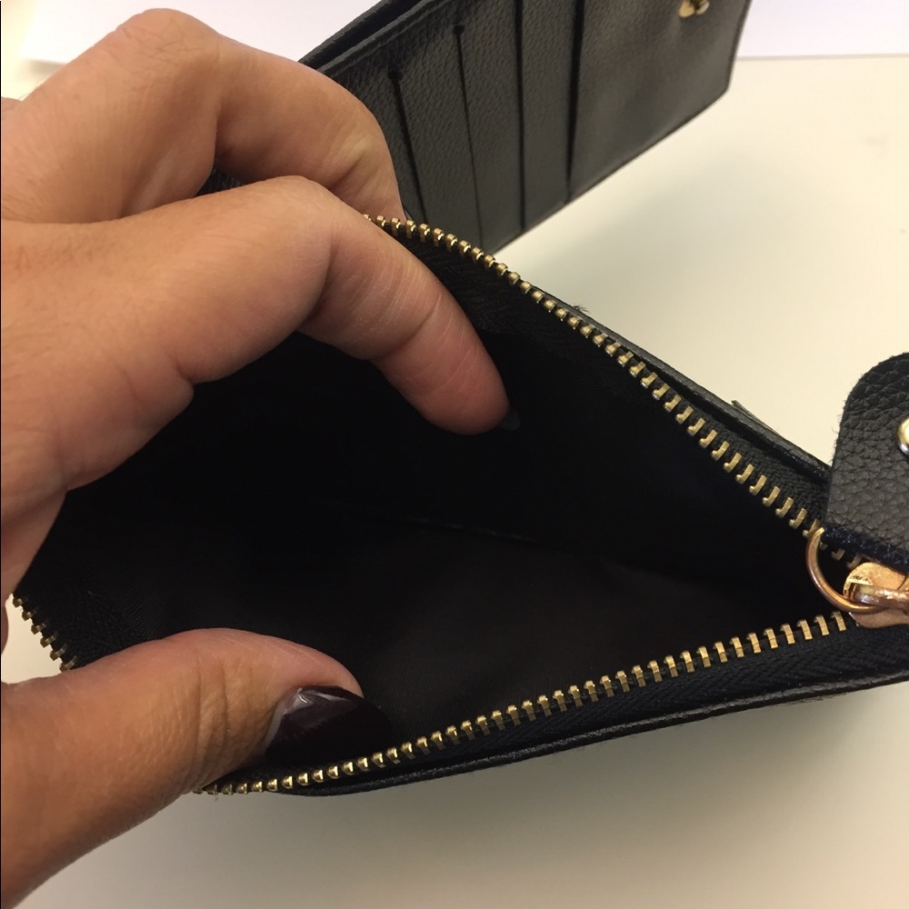 Wallet - Picture 3 of 5